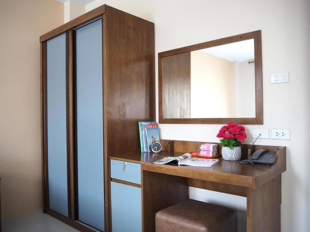 Regent Room Hotel スラート・ターニー エクステリア 写真