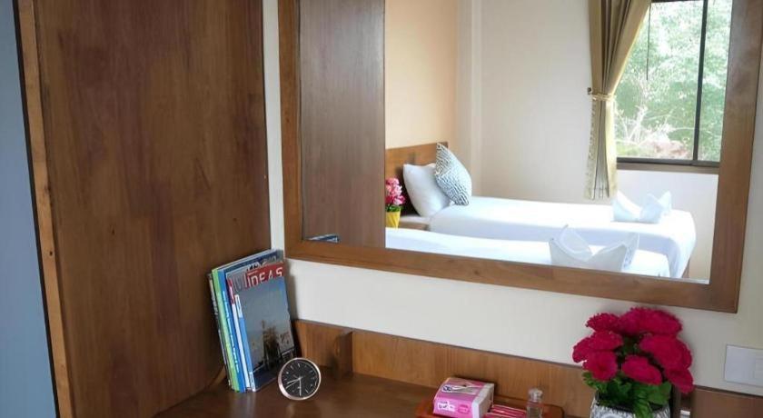 Regent Room Hotel スラート・ターニー エクステリア 写真
